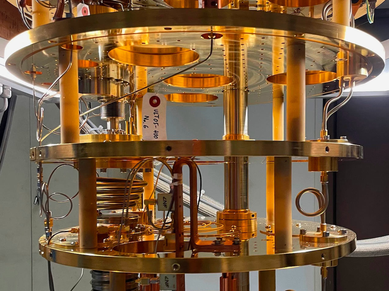 Criostato installato ai Laboratori Nazionali di Legnaro dell'INFN.